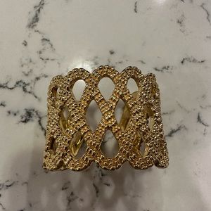 Lilly Pulitzer gold cuff